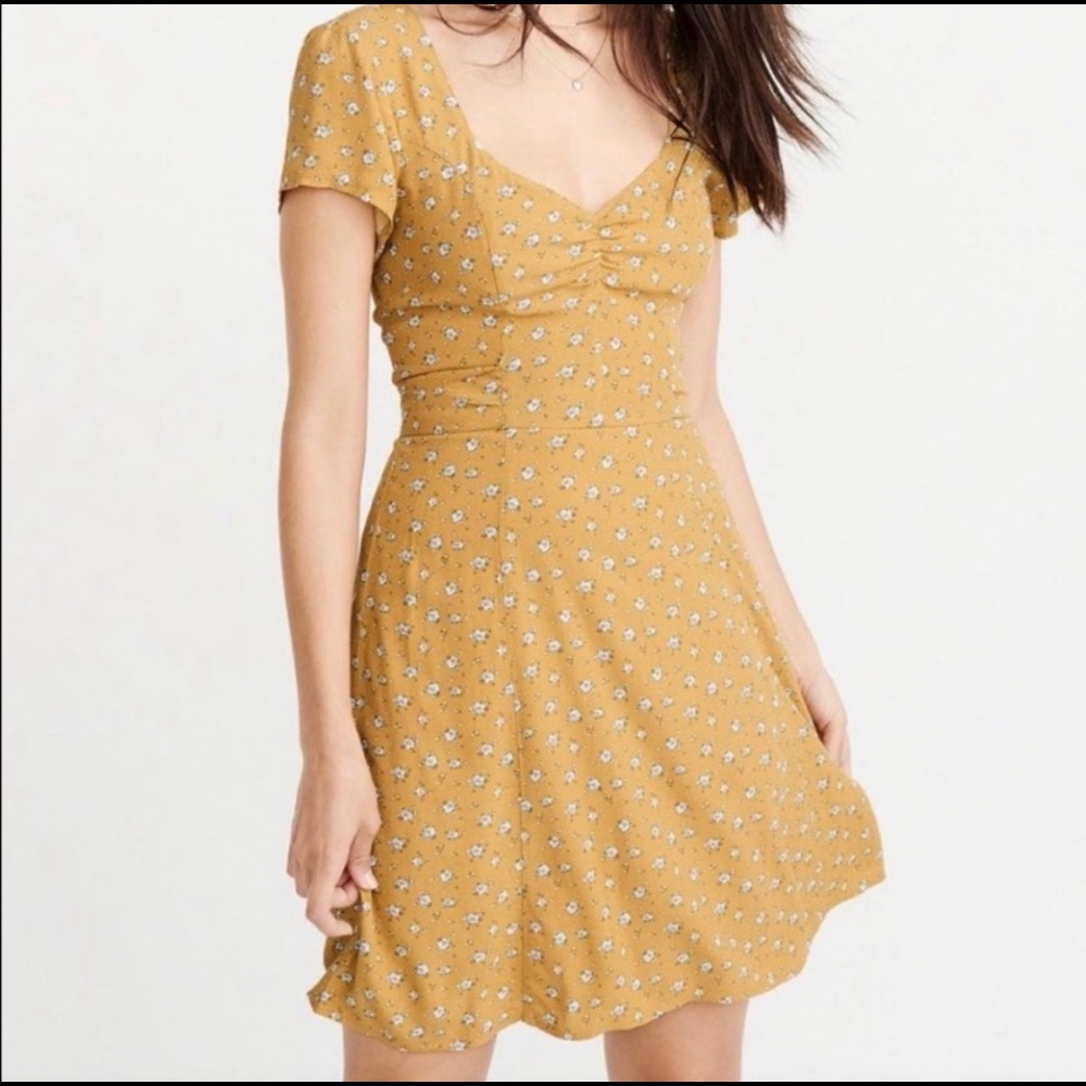 Abercrombie & Fitch Dress